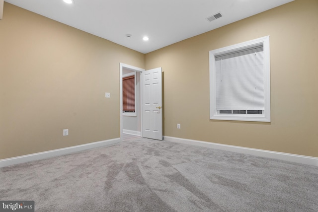 1318 S Kenmore Cir, Arlington, VA 22204 - carpeted empty room featuring recessed lighting and baseboards
