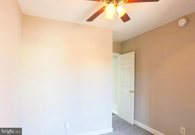 1114 W Cross St, Baltimore, MD 21230 - empty room featuring a smoke detector, ceiling fan, and light carpet