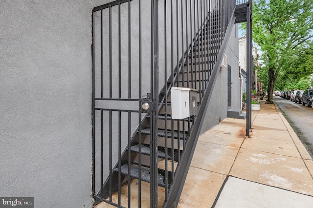 755 S 22nd St, Philadelphia, PA 19146 - view of stairway