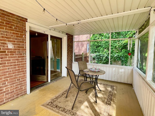 1506 Mcgovern Ter, Wilmington, DE 19805 - view of sunroom / solarium