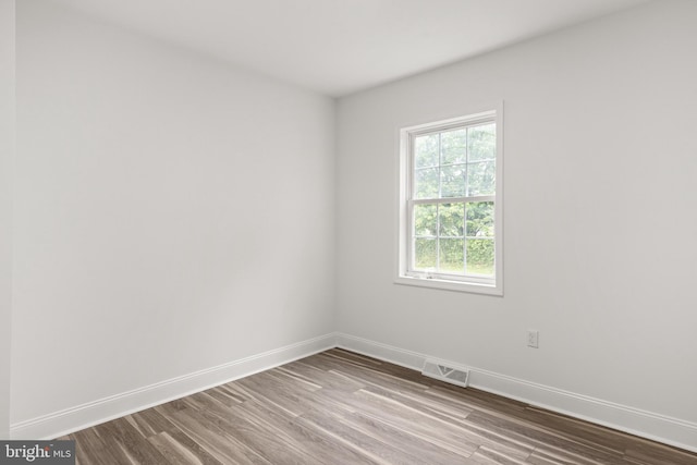 1164 Fairfax Pike, White Post, VA 22663 - unfurnished room featuring wood finished floors and baseboards