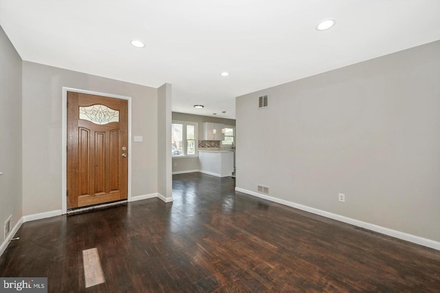 1203 Daniels Ave, Baltimore, MD 21207 - foyer entrance featuring baseboards, wood finished floors, and recessed lighting