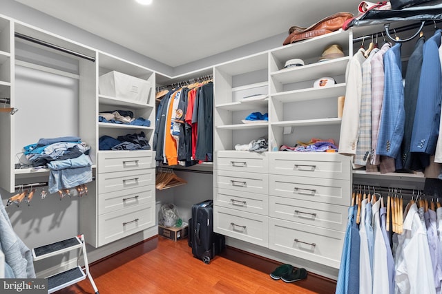 8800 Primula Dr, Laytonsville, MD 20882 - spacious closet featuring wood finished floors