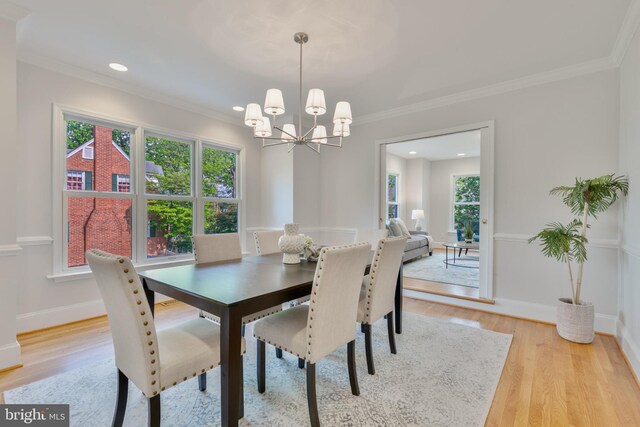 5001 14th St N, Arlington, VA 22205 - dining room with plenty of natural light, light wood-style floors, a chandelier, ornamental molding, and recessed lighting