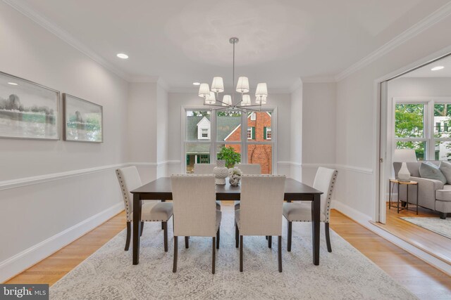 5001 14th St N, Arlington, VA 22205 - dining space featuring a chandelier, light wood-type flooring, crown molding, baseboards, and recessed lighting