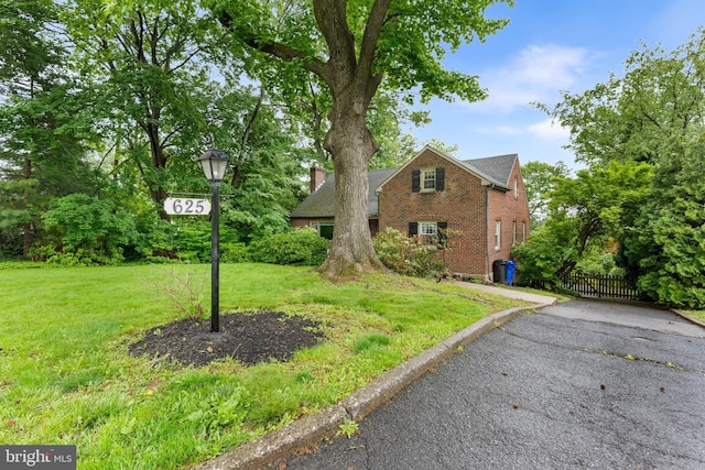 625 Lindley Rd, Glenside, PA 19038 - view of front of home with brick siding