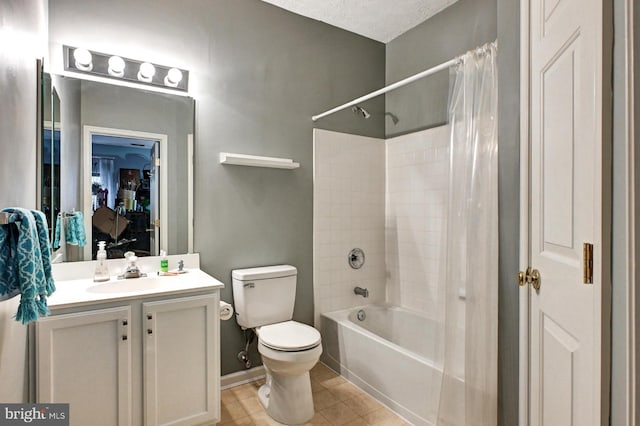 9615 Haven Farm Rd Unit 9615G, Perry Hall, MD 21128 - full bath with vanity, shower / bathtub combination with curtain, tile patterned flooring, and a closet