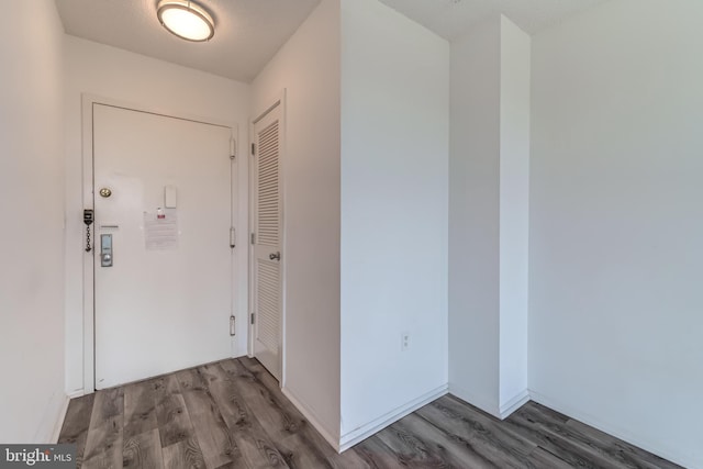 1225 Martha Custis Dr Unit 1210, Alexandria, VA 22302 - foyer featuring wood finished floors