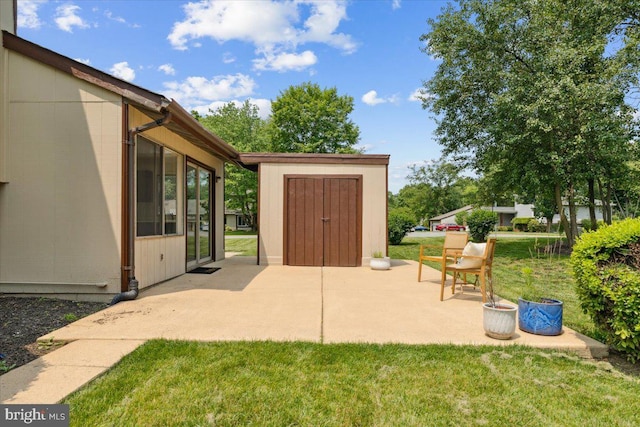 167 S Fox Rd, Sterling, VA 20164 - view of patio