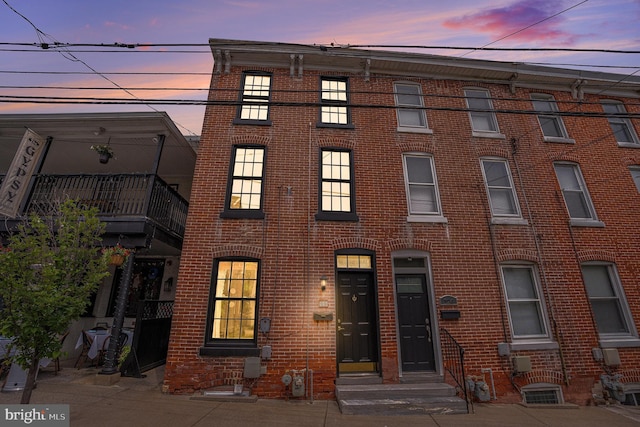 126 Ford St, Conshohocken, PA 19428 - view of property at dusk