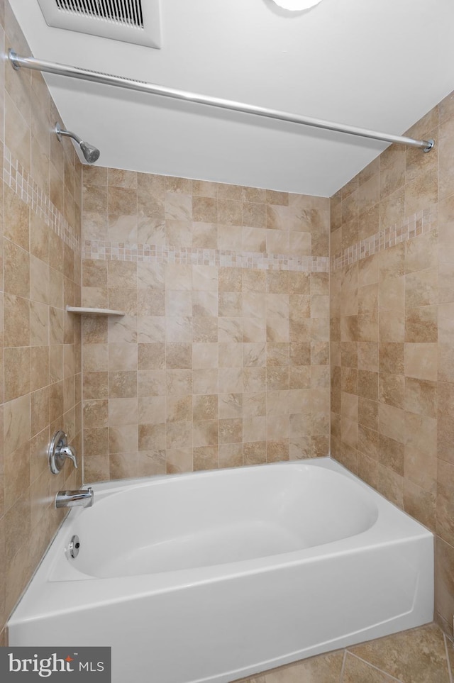 6 E Hamilton Ave, Silver Spring, MD 20901 - bathroom with  shower combination