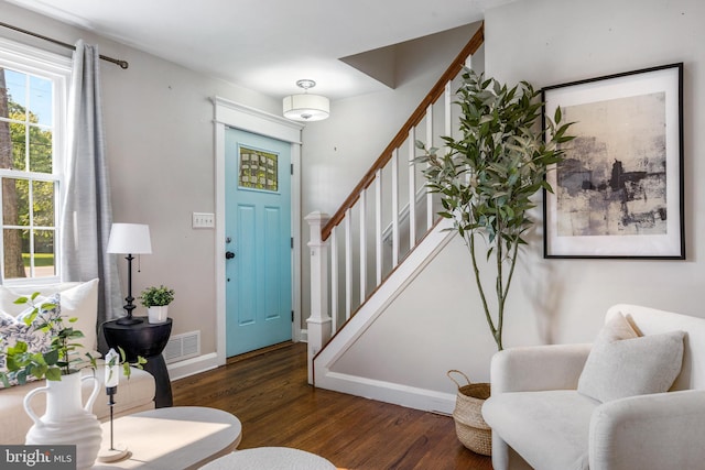 10510 Vincent Rd, White Marsh, MD 21162 - entrance foyer with stairway and wood finished floors
