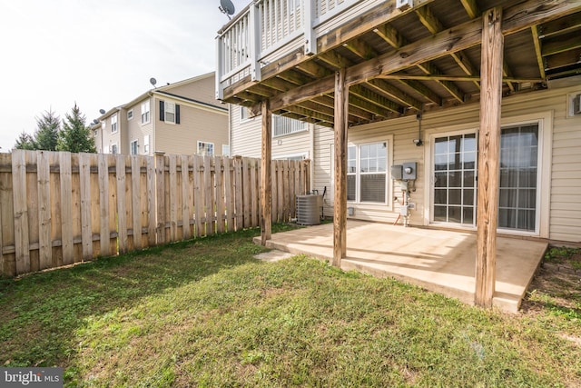 9207 Cascade Falls Dr, Bristow, VA 20136 - view of yard featuring a patio area and central AC