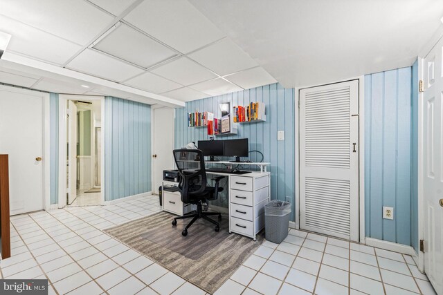3311 Cameron Mills Rd, Alexandria, VA 22302 - office space with light tile patterned floors and baseboards