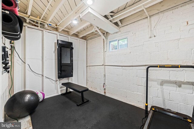 3311 Cameron Mills Rd, Alexandria, VA 22302 - view of exercise room