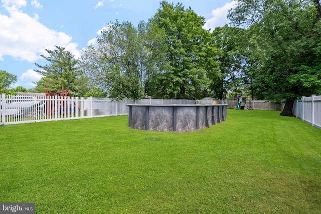 143 Oak St, Bridgewater, NJ 08807 - view of yard