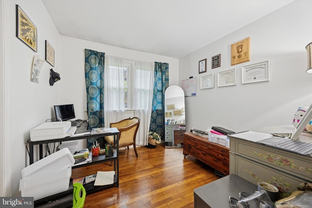 2722 E Riding Dr, Wilmington, DE 19808 - office space with wood finished floors