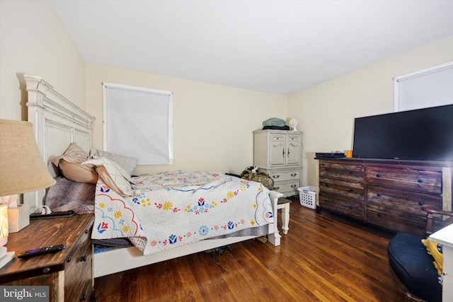 2722 E Riding Dr, Wilmington, DE 19808 - bedroom featuring wood finished floors