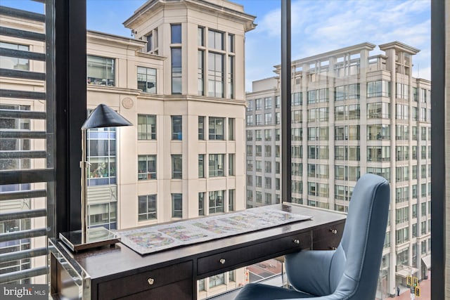 925 H St NW Unit 810, Washington, DC 20001 - view of home office