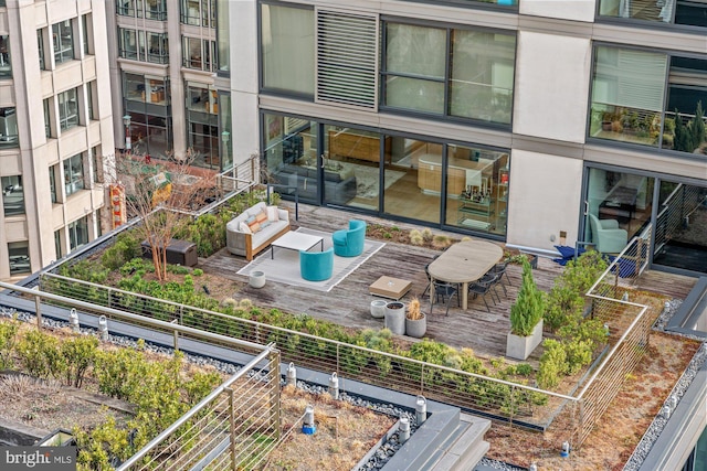 925 H St NW Unit 810, Washington, DC 20001 - exterior space featuring a vegetable garden