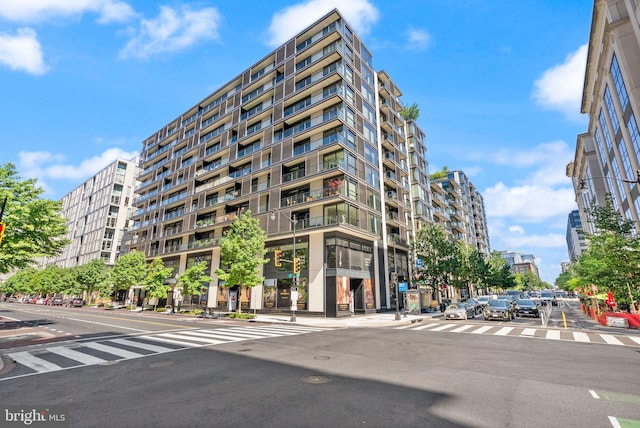 925 H St NW Unit 810, Washington, DC 20001 - view of apartment building / complex
