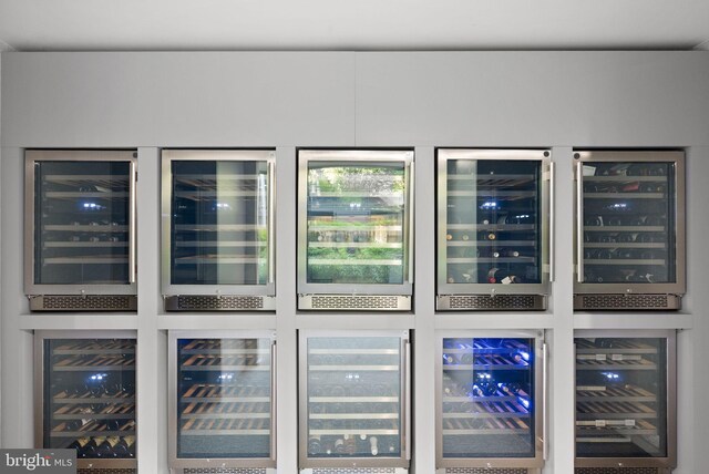 925 H St NW Unit 810, Washington, DC 20001 - wine cellar featuring beverage cooler