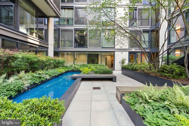 925 H St NW Unit 810, Washington, DC 20001 - view of swimming pool