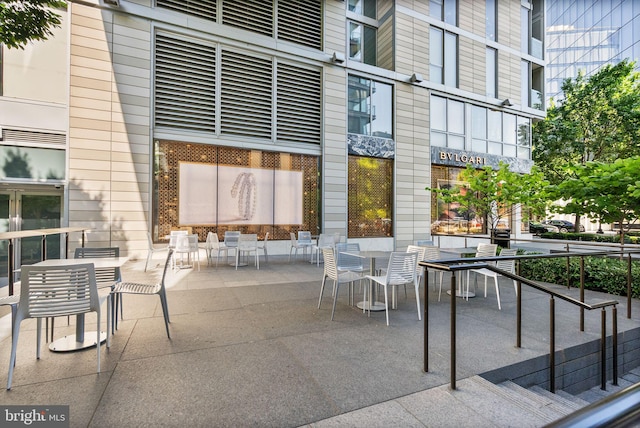 925 H St NW Unit 810, Washington, DC 20001 - view of patio