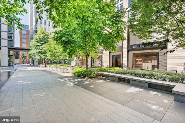 925 H St NW Unit 810, Washington, DC 20001 - view of home's community