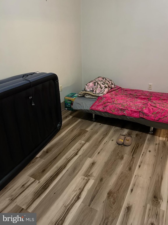 581 Old Limekiln Ln, Newport, PA 17074 - bedroom with wood finished floors