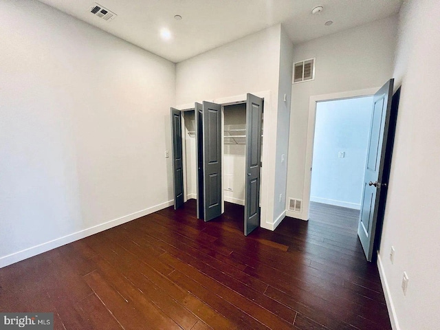 1337 N Franklin St, Philadelphia, PA 19122 - unfurnished bedroom featuring baseboards and wood-type flooring
