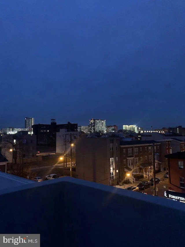 1337 N Franklin St, Philadelphia, PA 19122 - view of city featuring a view of city lights