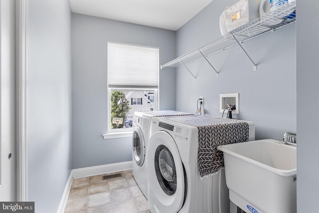318 Windsor Rd, Mullica Hill, NJ 08062 - laundry room featuring washing machine and dryer and baseboards