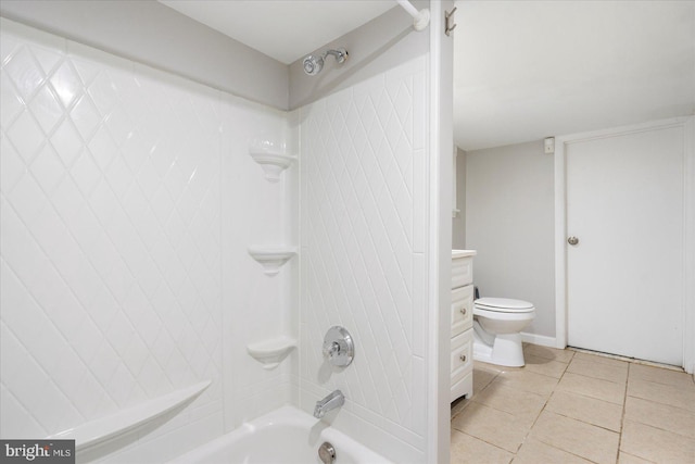 57 E Heath St, Baltimore, MD 21230 - full bathroom featuring shower / tub combination, tile patterned floors, vanity, and toilet