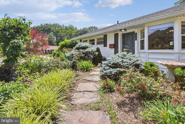5214 Juliet St, Springfield, VA 22151 - view of front of property
