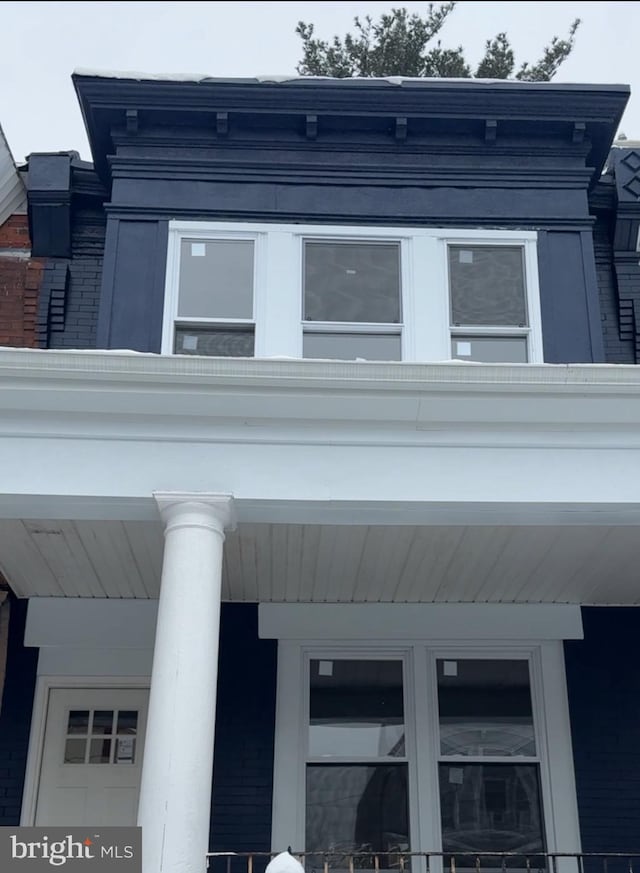 view of property exterior