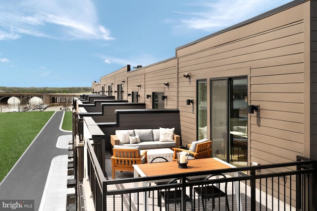 HOMESITE85 Crown St, Baltimore, MD 21230 - view of patio featuring a balcony