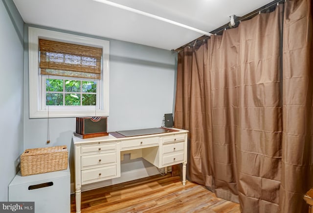 2305 S Inge St S, Arlington, VA 22202 - unfurnished office with light wood finished floors