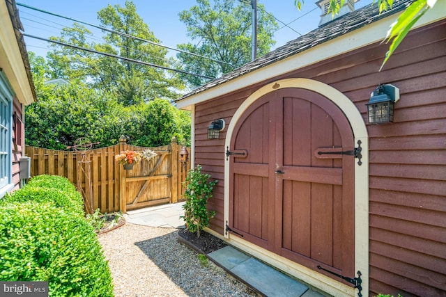 2305 S Inge St S, Arlington, VA 22202 - view of shed featuring a gate