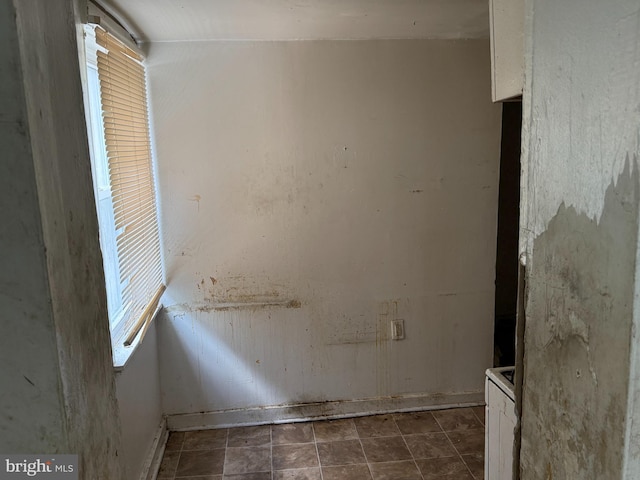 1310 Edmondson Ave, Baltimore, MD 21223 - detailed view of baseboards
