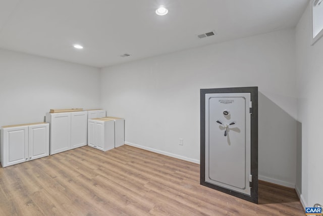 797 Willow Ridge Rd, Troy, VA 22974 - spare room featuring light wood finished floors and recessed lighting