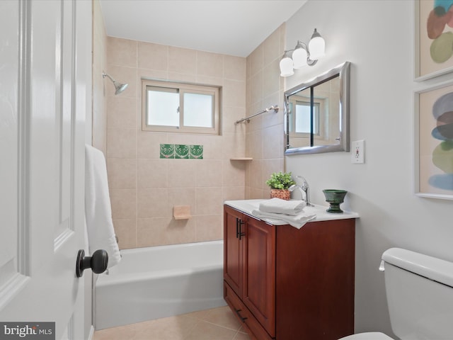 905 Peele Pl, Alexandria, VA 22304 - full bathroom featuring washtub / shower combination, vanity, tile patterned floors, and toilet