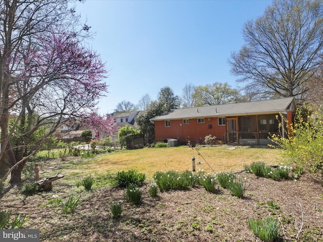 905 Peele Pl, Alexandria, VA 22304 - rear view of property with a sunroom and cooling unit