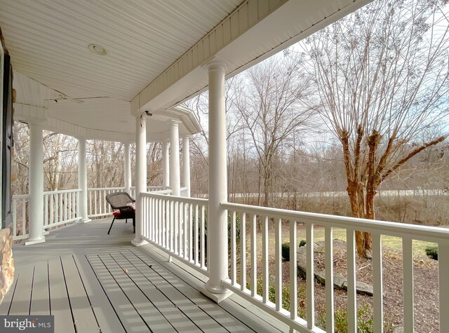 5 Cross Point Dr, Owings, MD 20736 - view of porch