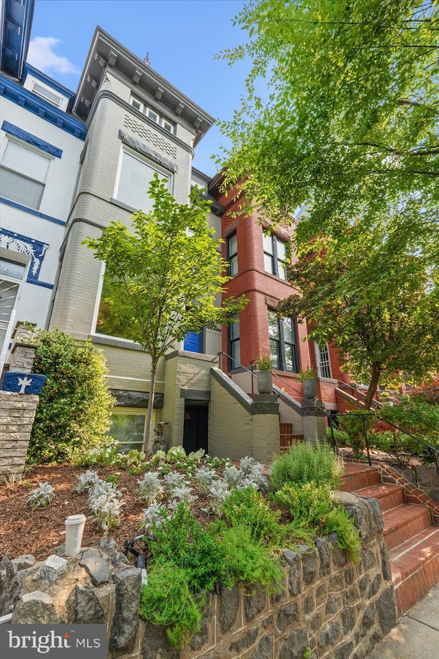 121 V St NW, Washington, DC 20001 - view of building exterior