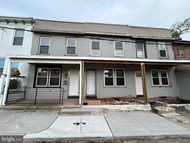 846 Fuller St, Darby, PA 19023 - multi unit property with covered porch and brick siding