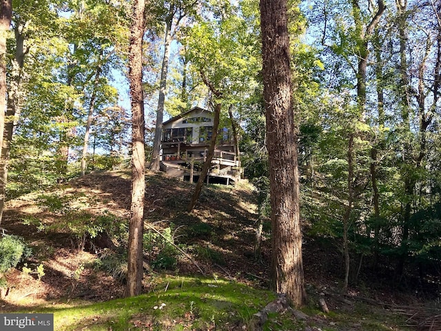 1534 Circle Dr, Annapolis, MD 21409 - view of yard featuring a wooden deck