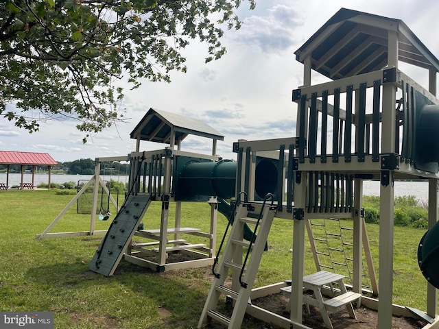 1534 Circle Dr, Annapolis, MD 21409 - community jungle gym featuring a lawn