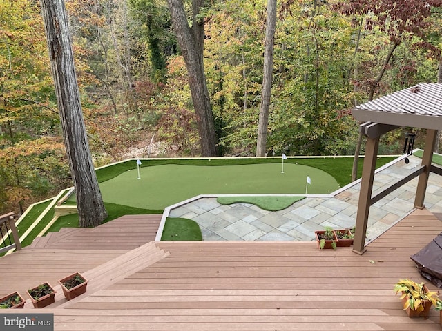 1534 Circle Dr, Annapolis, MD 21409 - wooden terrace featuring a putting area
