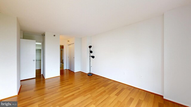 1808 Old Meadow Rd Unit 1015, Mclean, VA 22102 - unfurnished room with light wood-type flooring